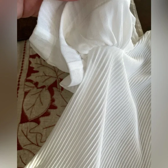 Ruffled Top - Picture 8 of 9